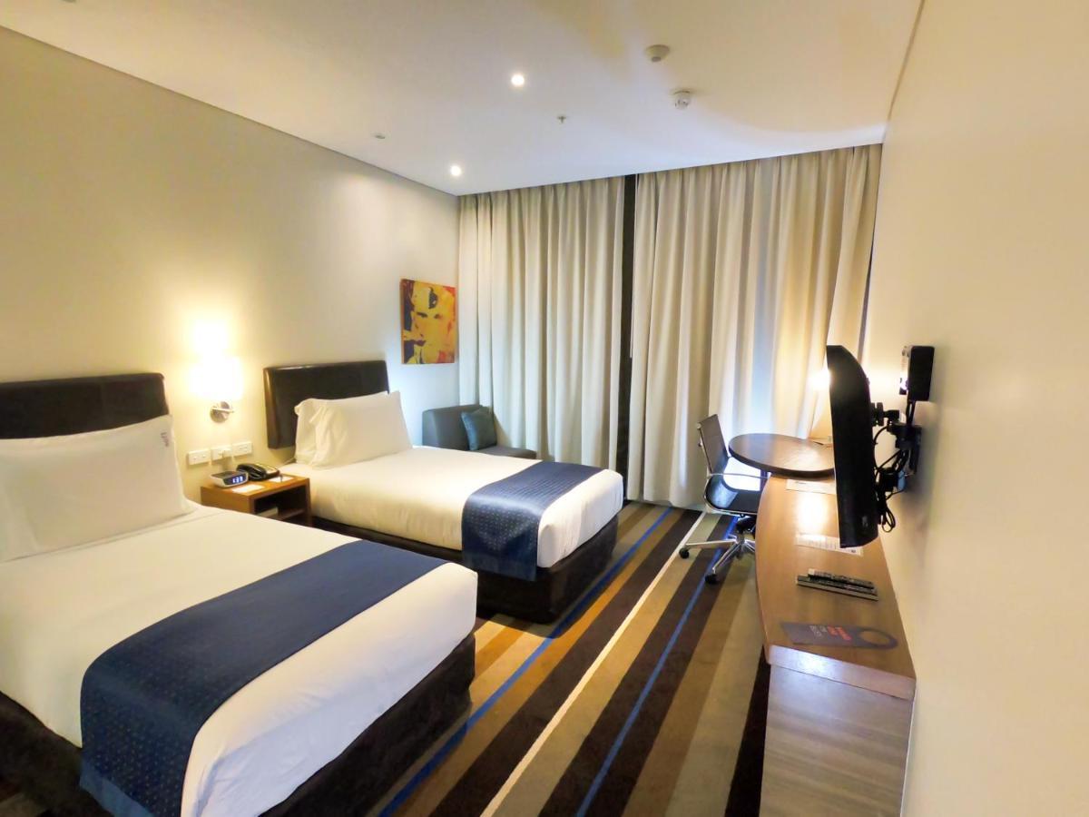 Holiday Inn Express Port Moresby By Ihg Exterior photo